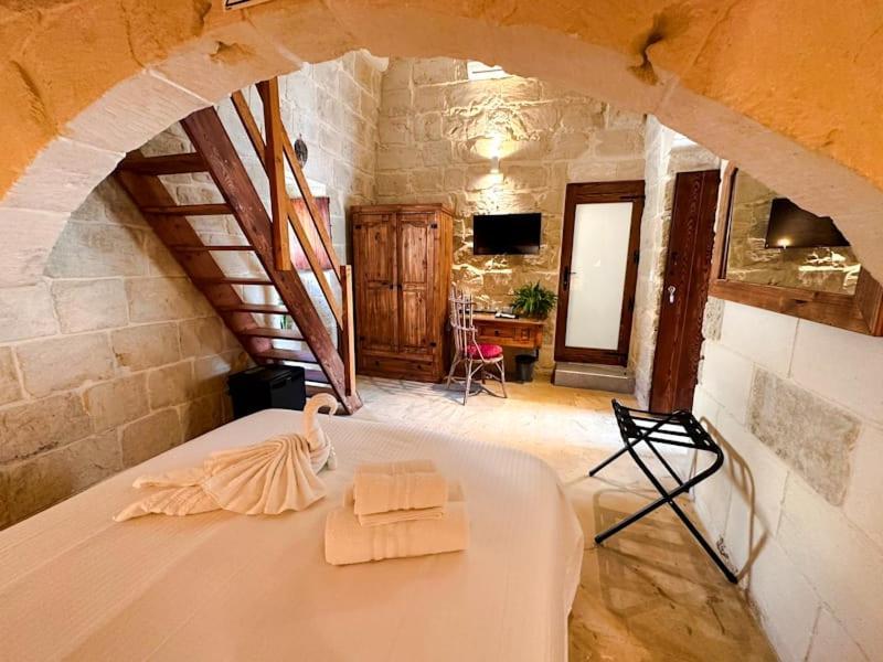 Bed and Breakfast Ta' Gilarda Boutique Living Birbuba Экстерьер фото